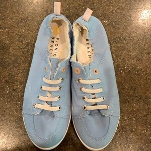 Vionic beach shoes
